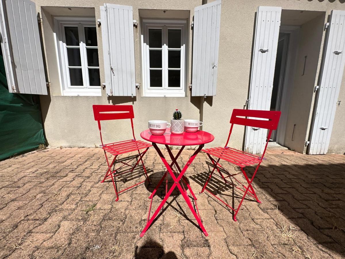 La Terrasse - Parking Gratuit - Fibre - Rdc - Centre Ville 생트 외부 사진