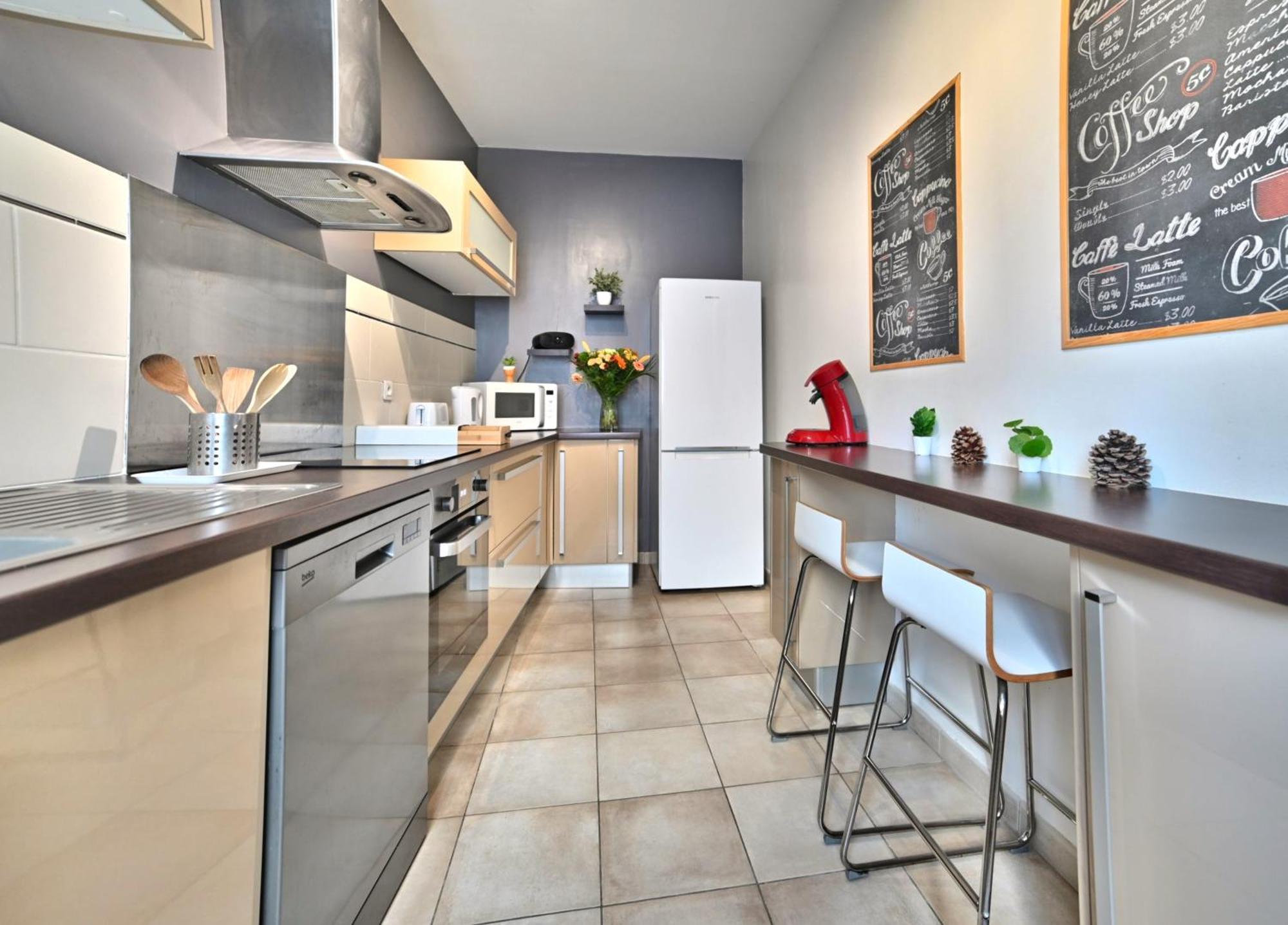 La Terrasse - Parking Gratuit - Fibre - Rdc - Centre Ville 생트 외부 사진