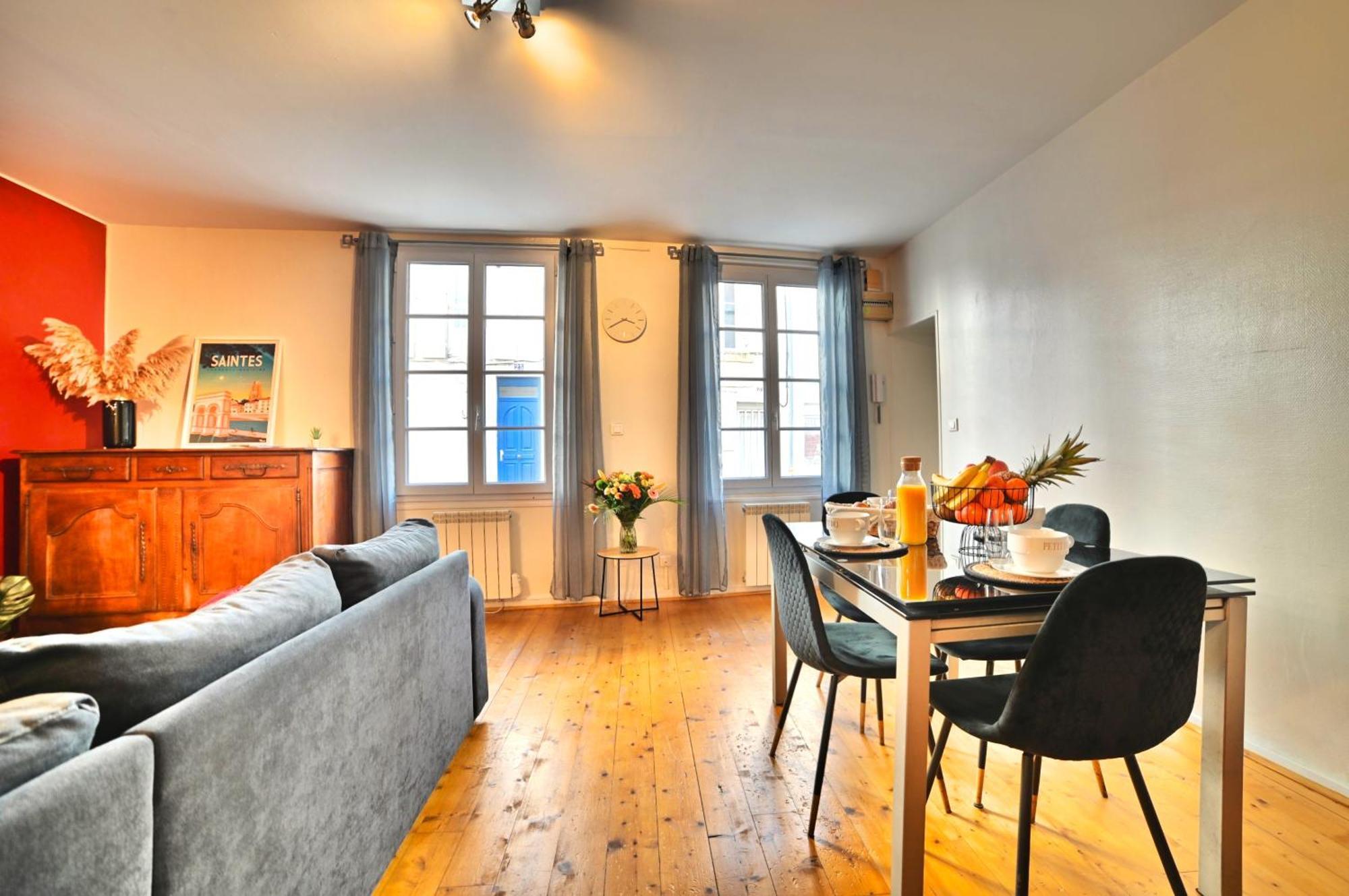La Terrasse - Parking Gratuit - Fibre - Rdc - Centre Ville 생트 외부 사진