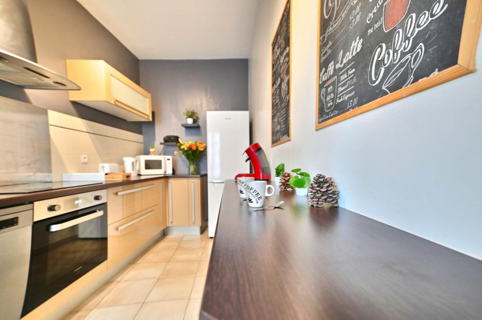 La Terrasse - Parking Gratuit - Fibre - Rdc - Centre Ville 생트 외부 사진